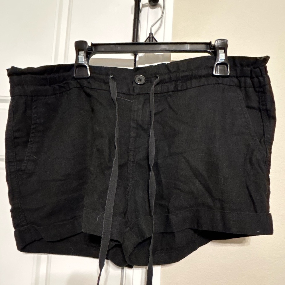 Black Old Navy Women's Shorts